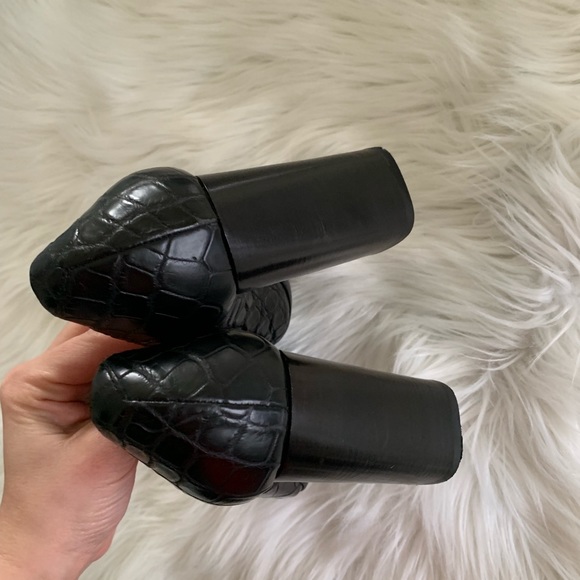 Calvin Klein Collection Harlow Leather Heels - Picture 3 of 8